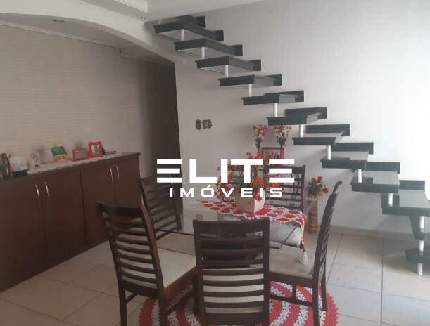 Sobrado à venda no Jardim Progresso: 