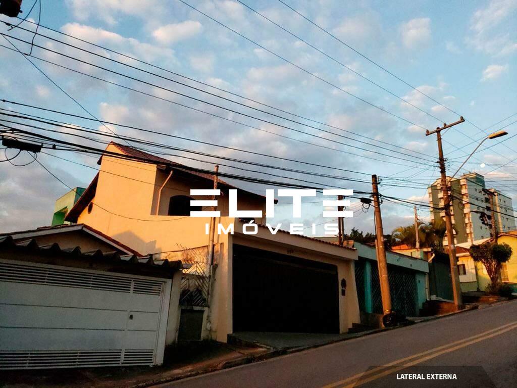 Sobrado à venda no Jardim Bela Vista: 