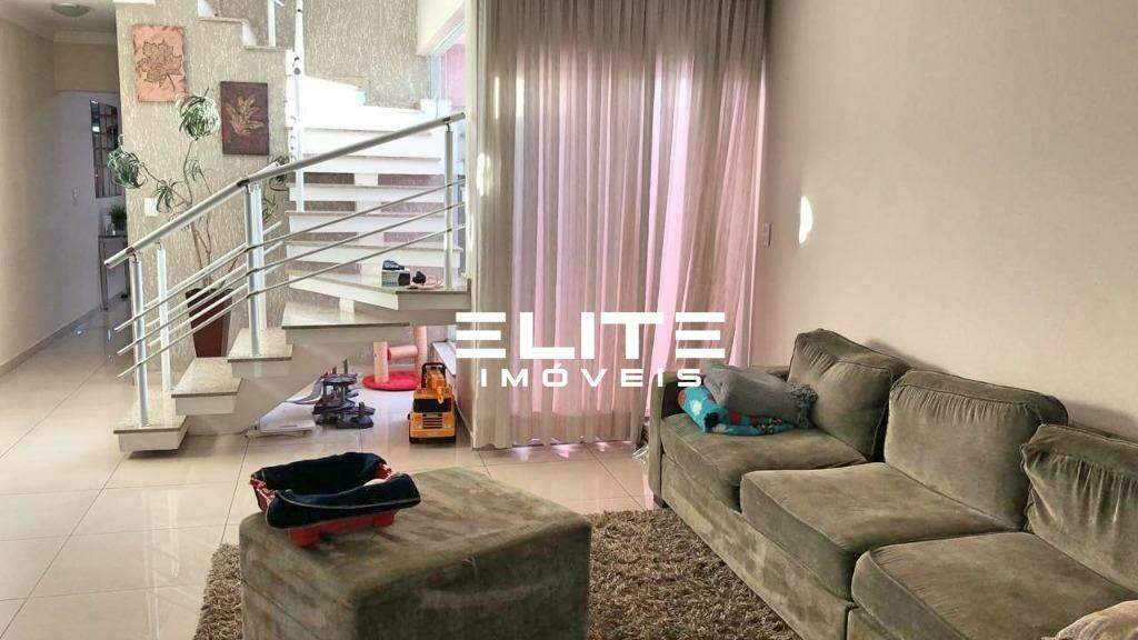 Sobrado à venda no Parque Jaçatuba: 