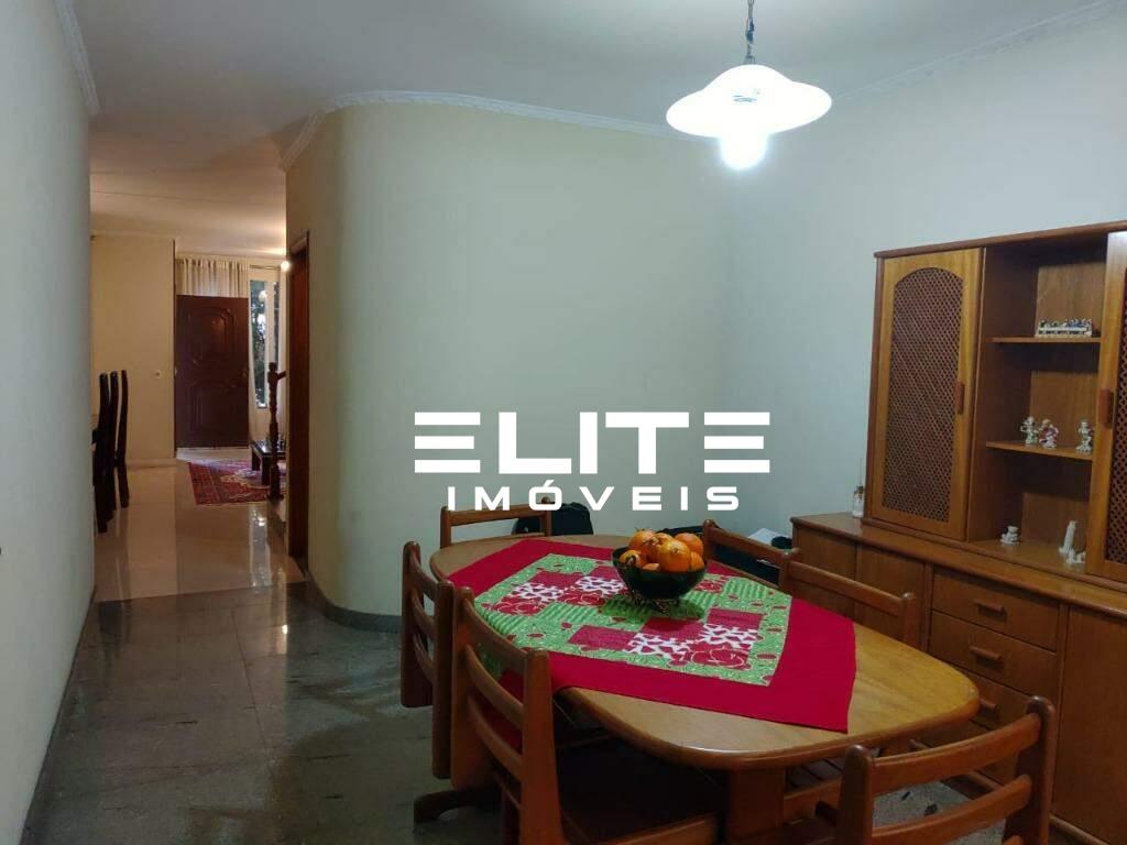 Sobrado à venda no Santa Teresinha: 