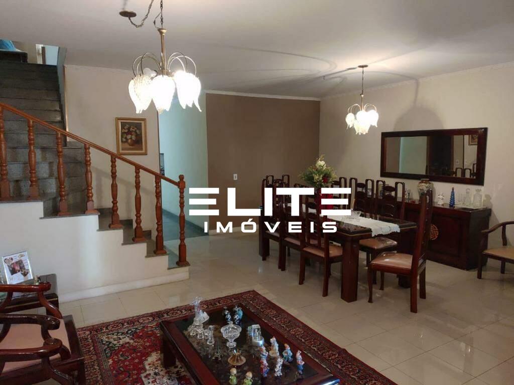 Sobrado à venda no Santa Teresinha: 