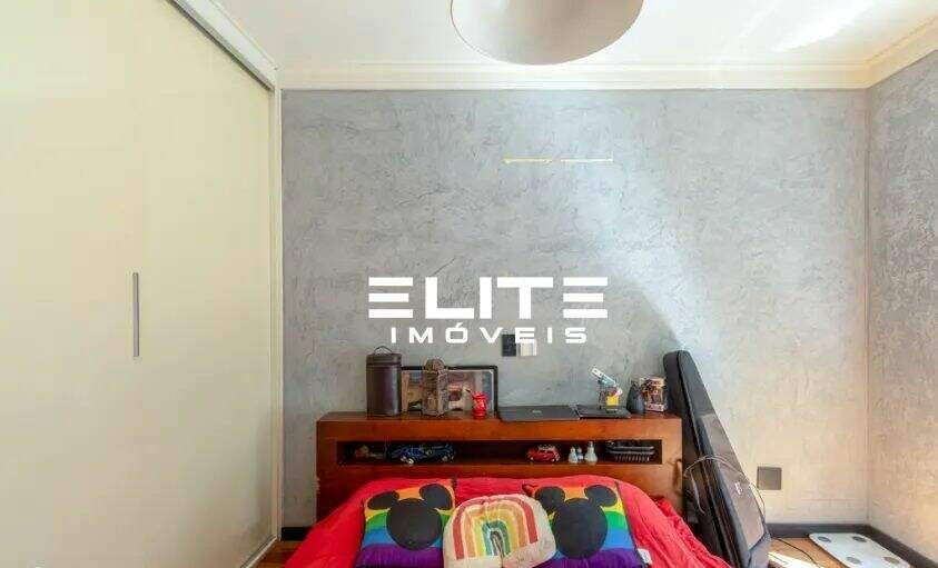 Sobrado à venda no Bairro Jardim: 