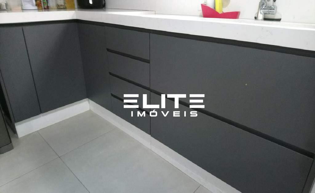 Sobrado à venda no Campestre: 