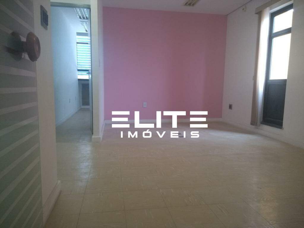 Sala à venda no Centro: 