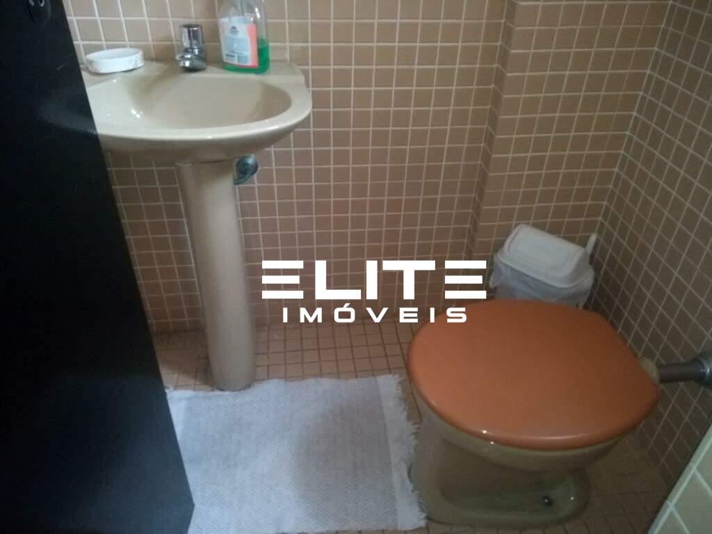 Sala à venda no Centro: 