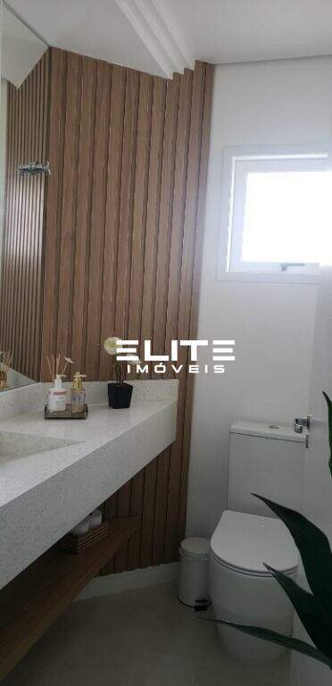 Sobrado à venda no Vila América: 