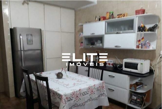 Sobrado à venda no Vila Bastos: 