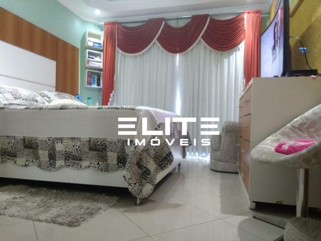 Sobrado à venda no Parque Erasmo Assunção: 