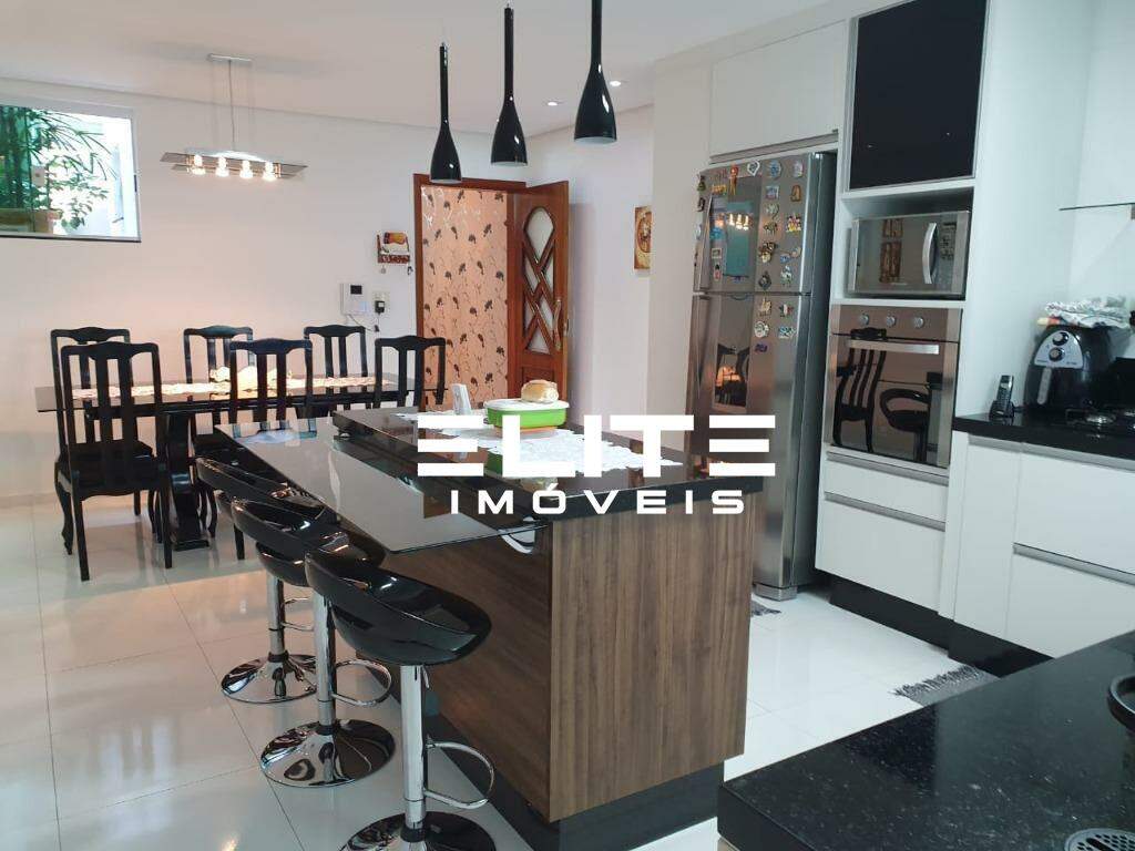 Sobrado à venda no Vila Metalúrgica: 