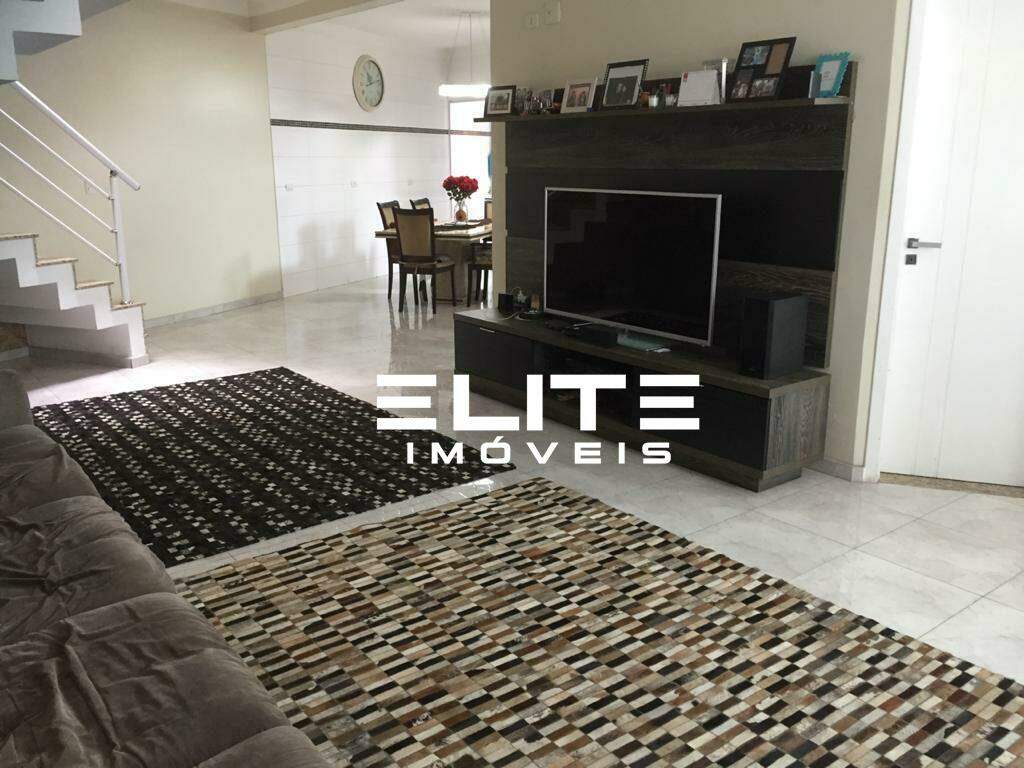 Sobrado à venda no Vila Alzira: 