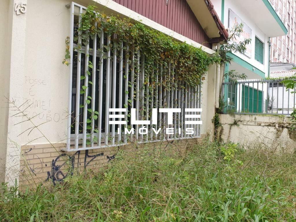 Casa à venda no Centro: 