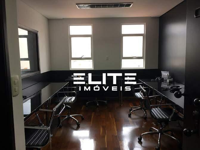 Sala à venda no Centro: 