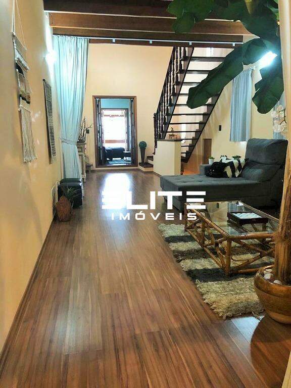 Sobrado à venda no Vila Floresta: 