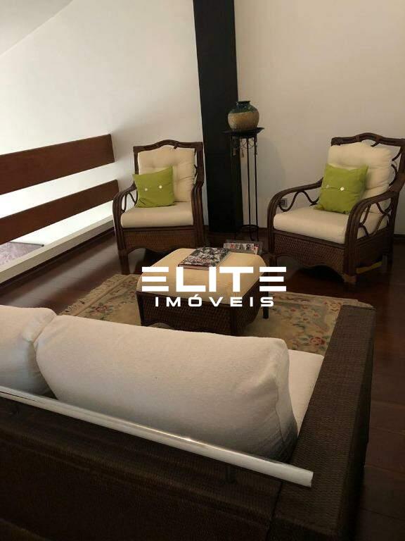 Sobrado à venda no Bairro Jardim: 