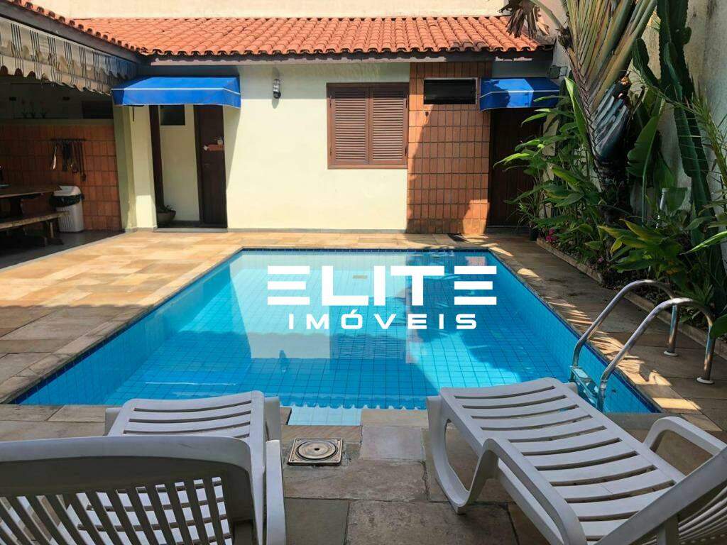 Sobrado à venda no Bairro Jardim: 