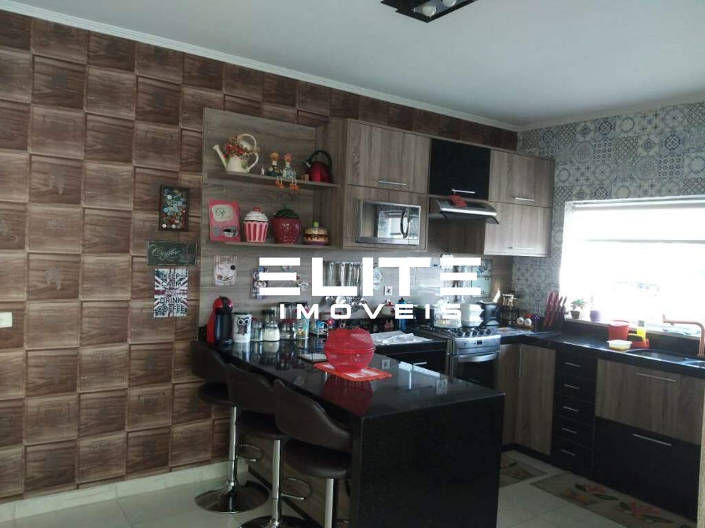 Sobrado à venda no Jardim Cambuí: 