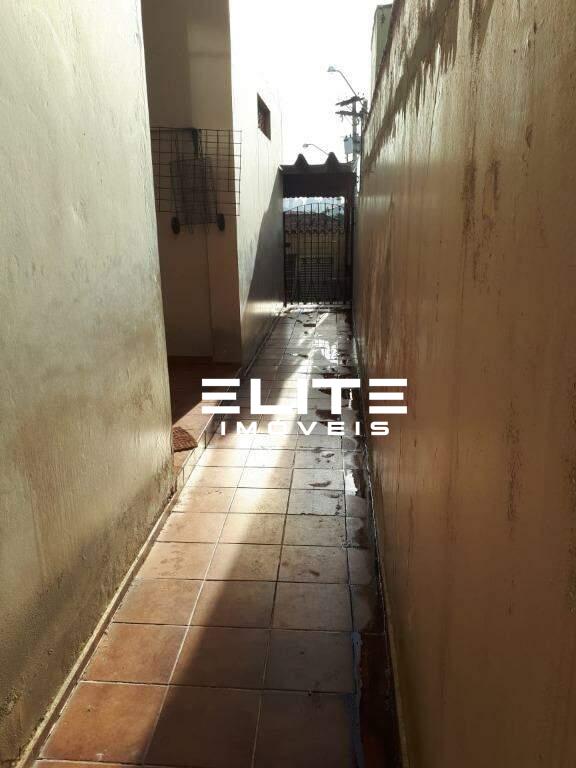 Sobrado à venda no Vila Scarpelli: 