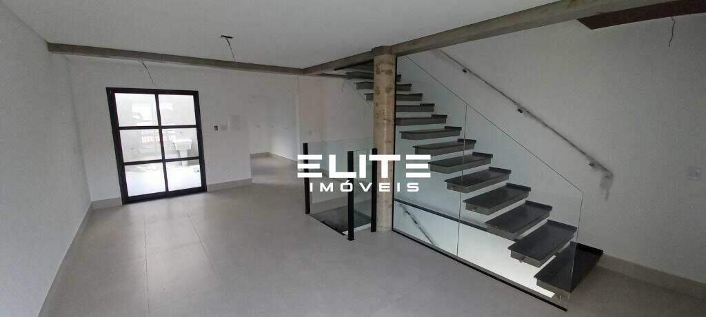 Sobrado à venda no Vila Homero Thon: 