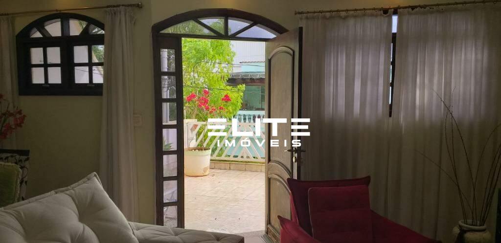 Prédio à venda no Vila Sacadura Cabral: 