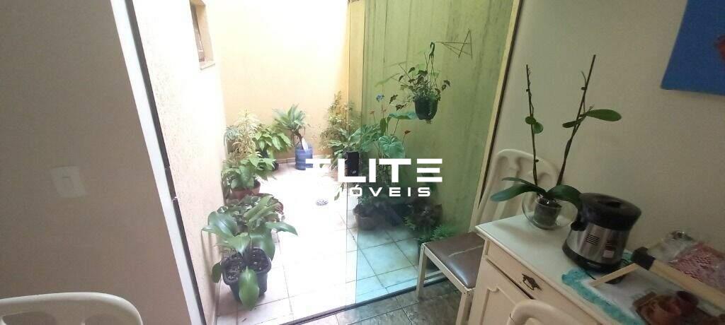 Sobrado à venda no Parque Marajoara: 