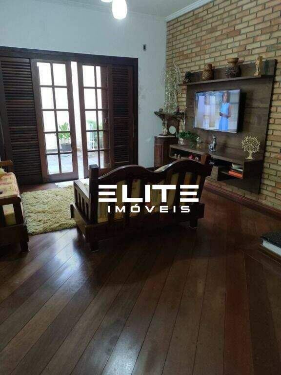 Sobrado à venda no Vila Bastos: 