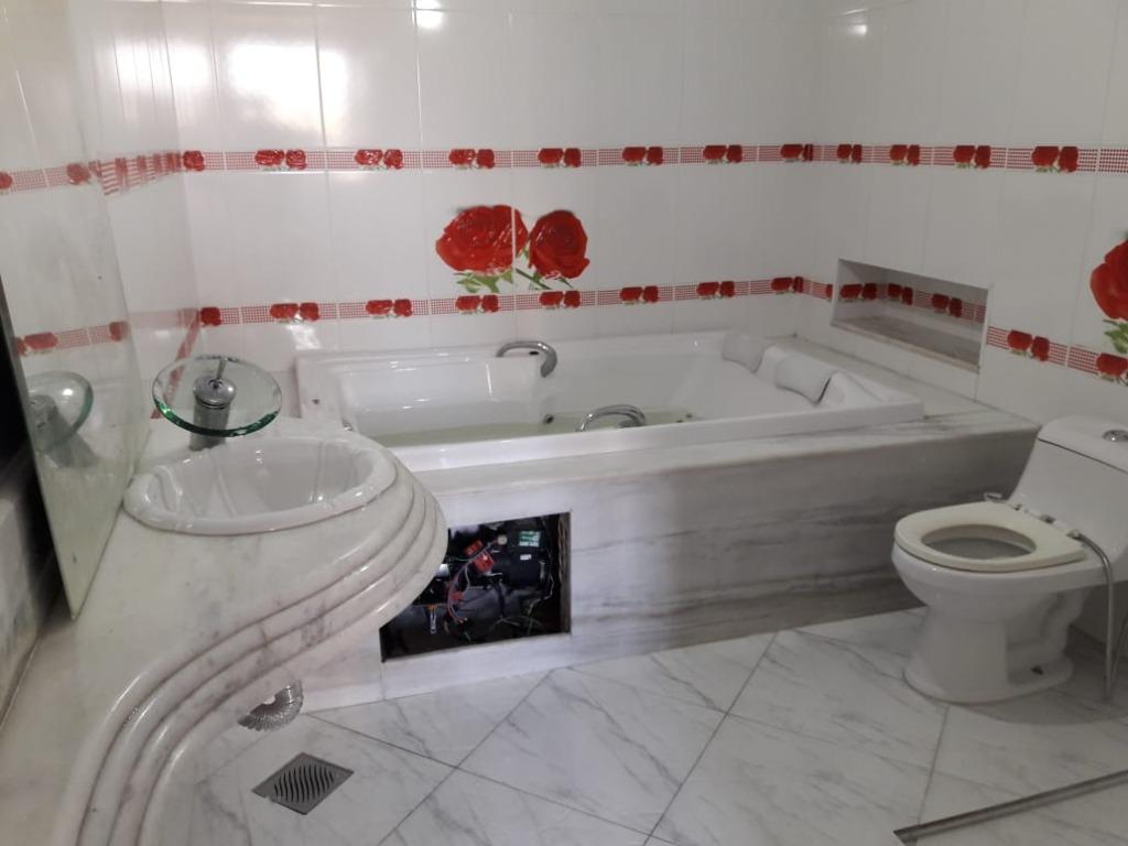 Casa à venda no Vila Lutécia: 