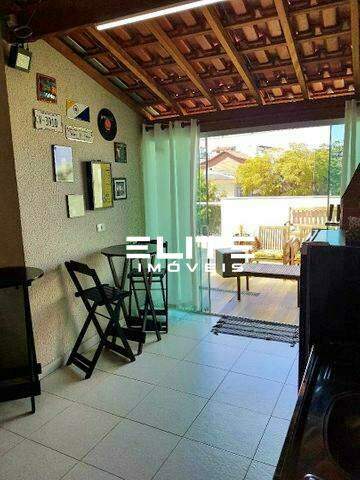 Cobertura à venda no Bangú: 