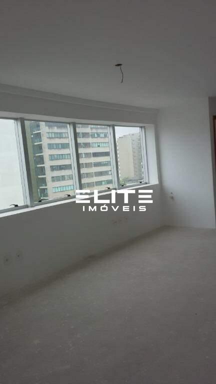 Sala à venda no Centro: 