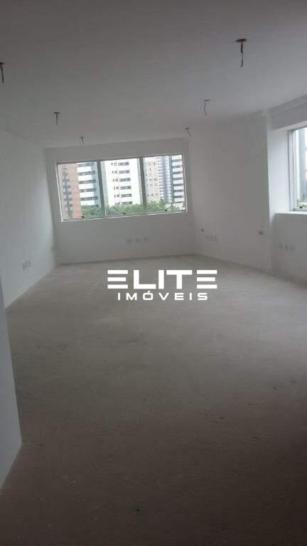 Sala à venda no Centro: 