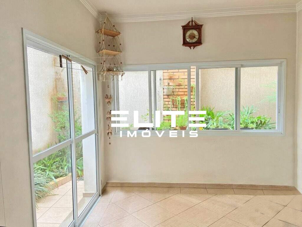 Sobrado à venda no Bairro Jardim: 