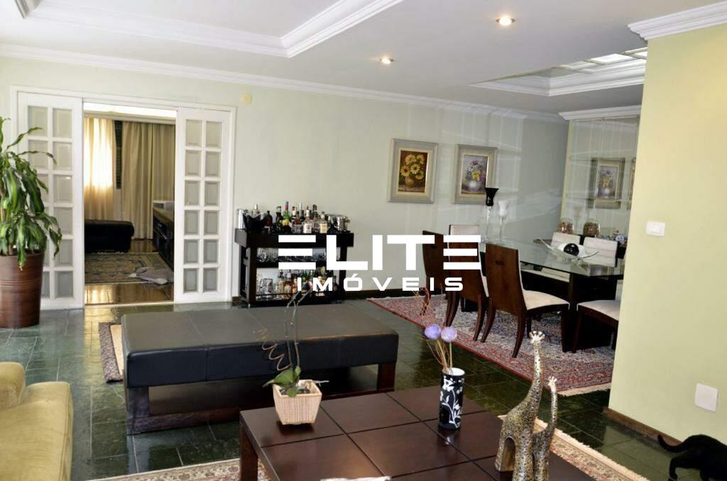 Apartamento à venda no Vila Bastos: 