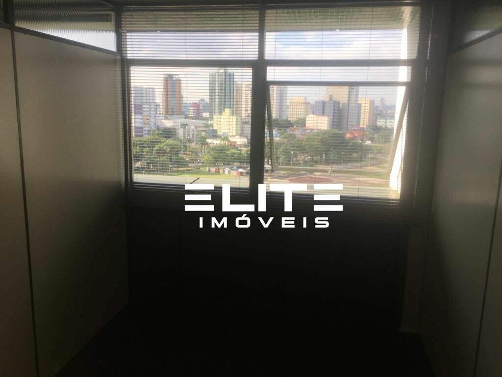 Sala à venda no Vila Bastos: 