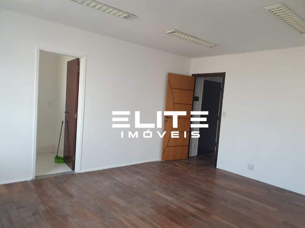 Sala à venda no Centro: 