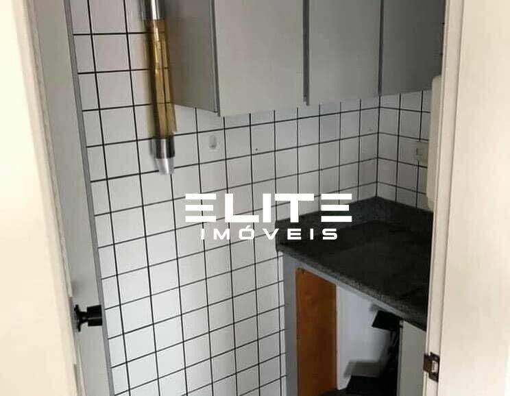 Sala à venda no Centro: 