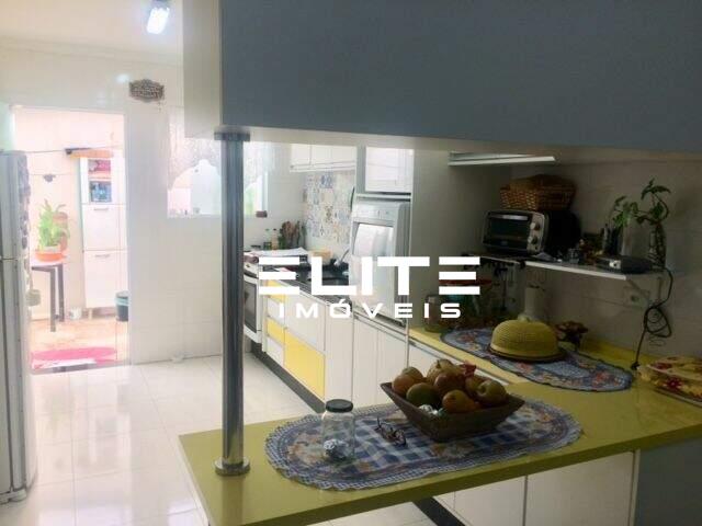 Sobrado à venda no Vila Linda: 