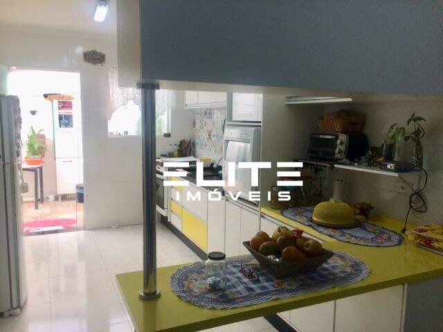 Sobrado à venda no Vila Linda: 