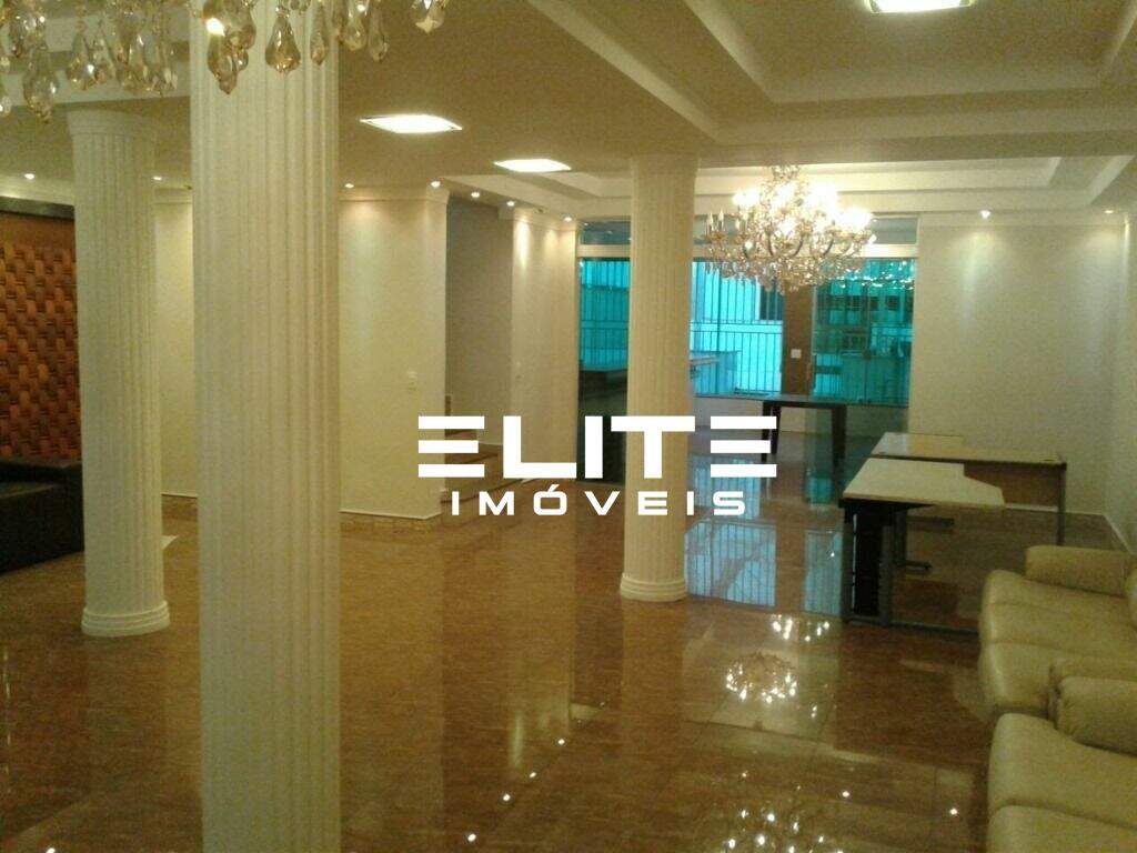 Sobrado à venda no Bairro Jardim: 