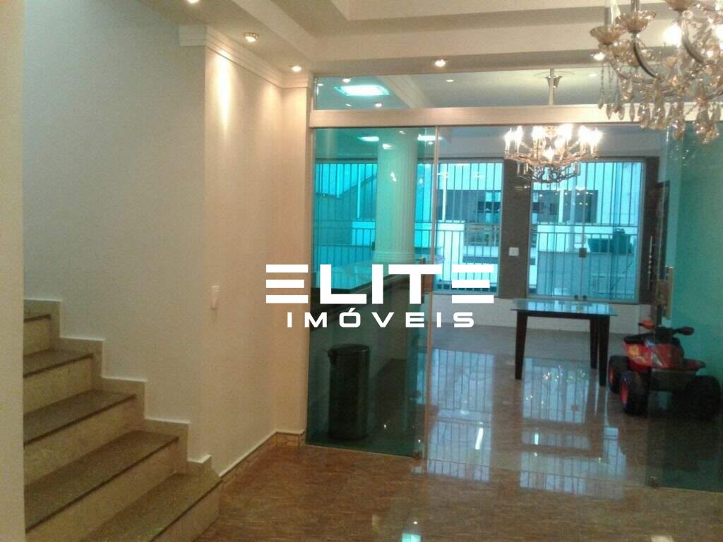 Sobrado à venda no Bairro Jardim: 