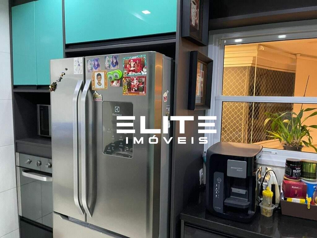 Apartamento à venda no Vila Scarpelli: 