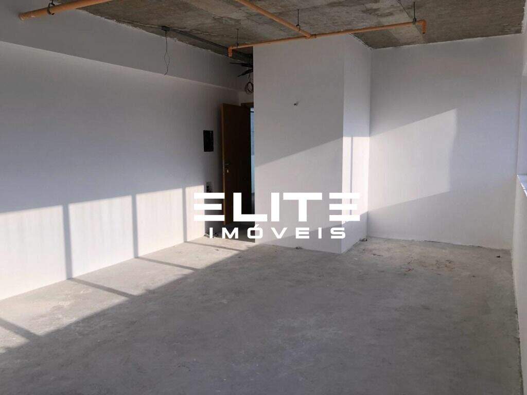 Sala à venda no Centro: 