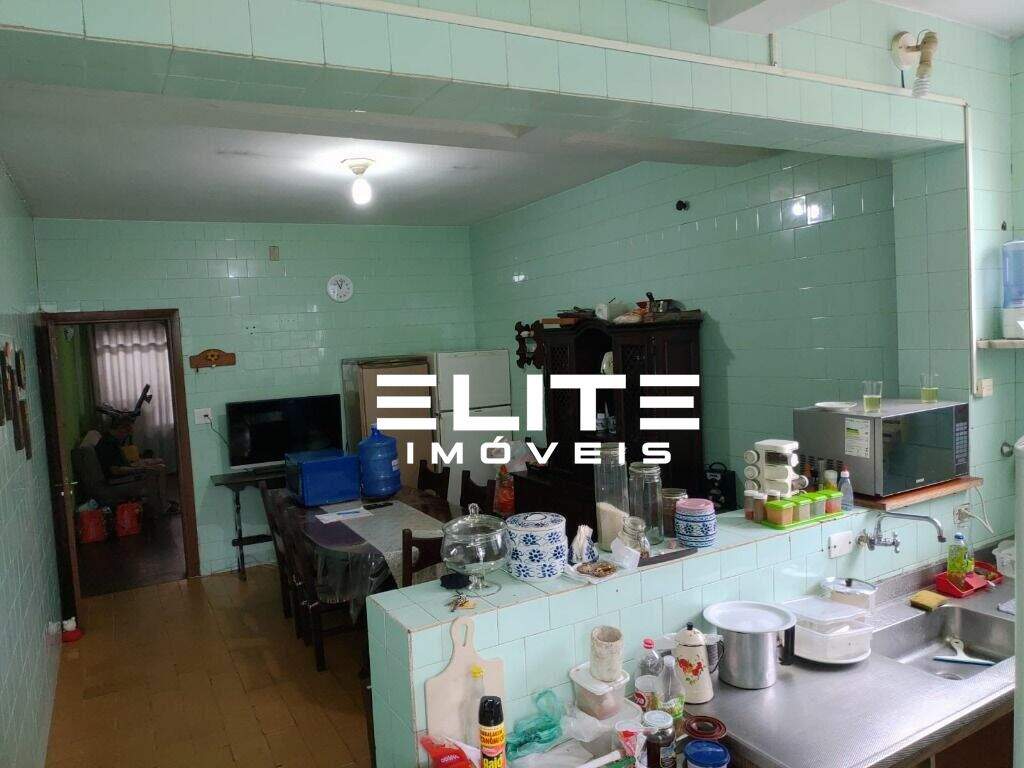 Sobrado à venda no Centro: 