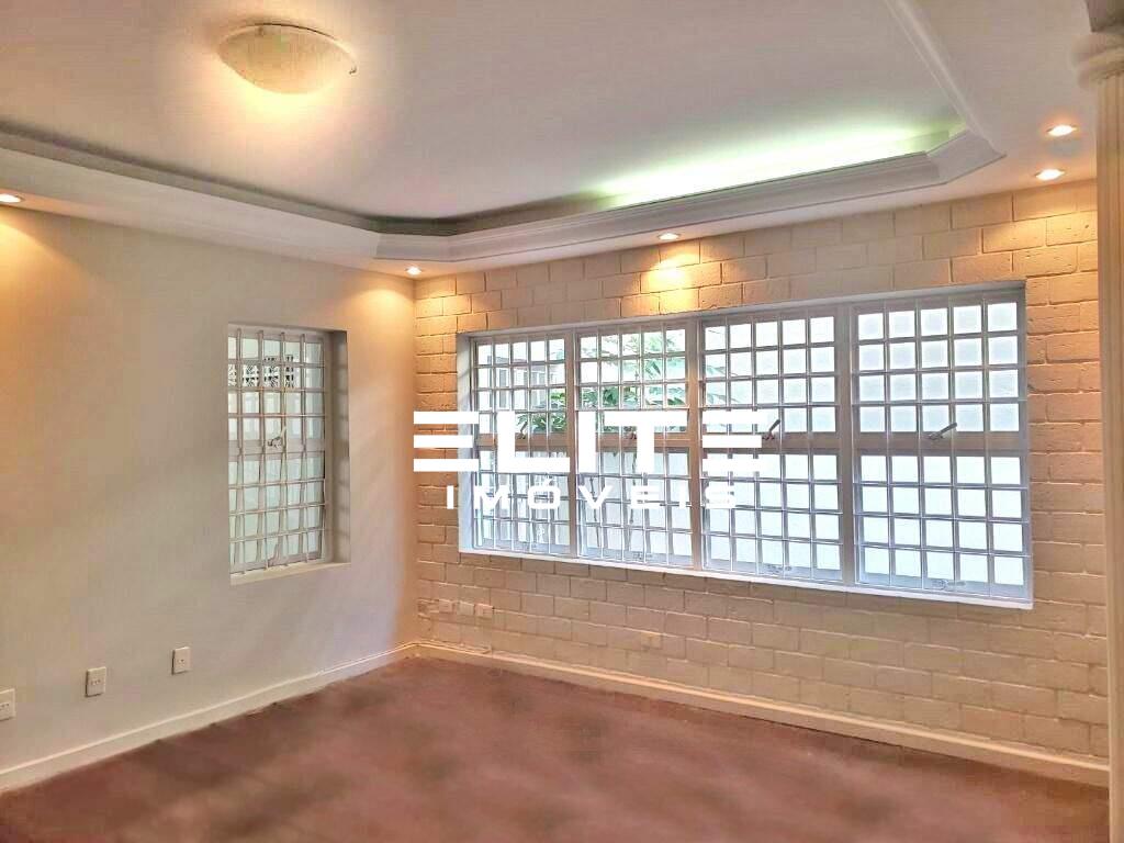 Sobrado à venda no Vila Scarpelli: 