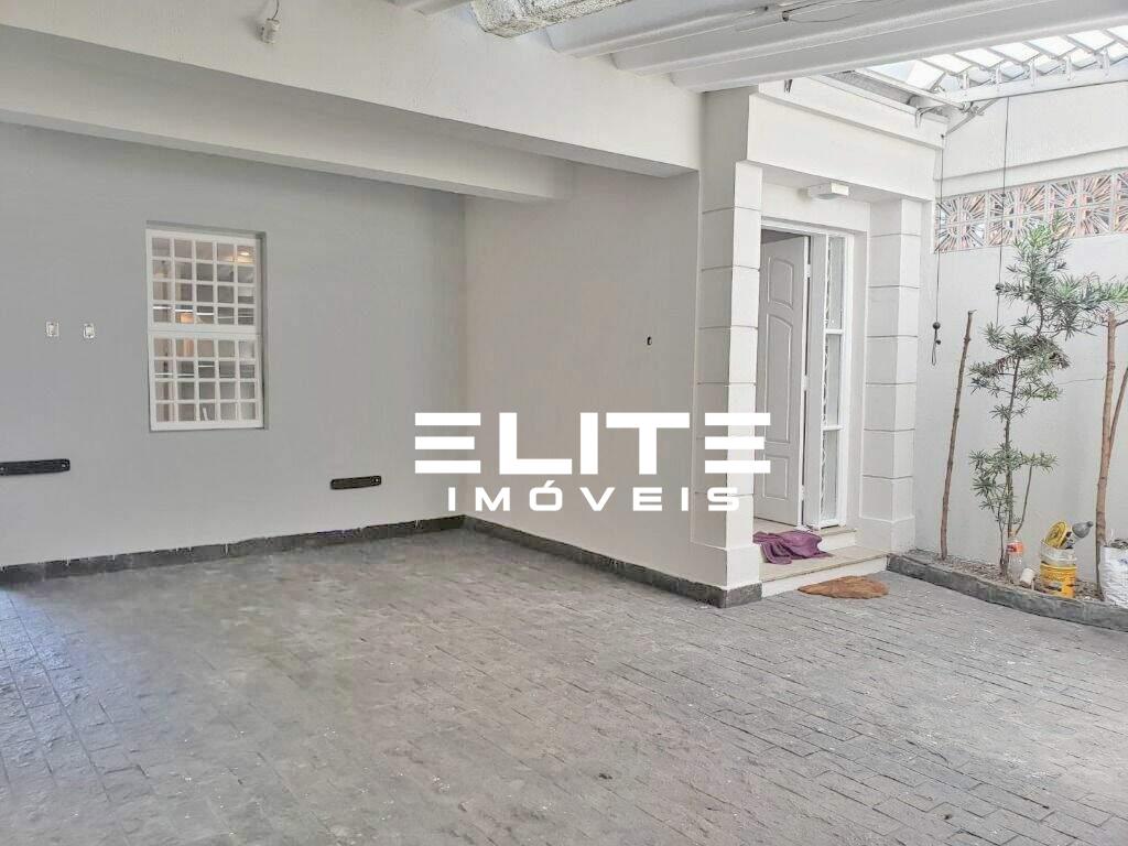 Sobrado à venda no Vila Scarpelli: 