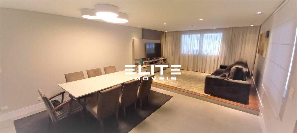 Sobrado à venda no Jardim Bom Pastor: 