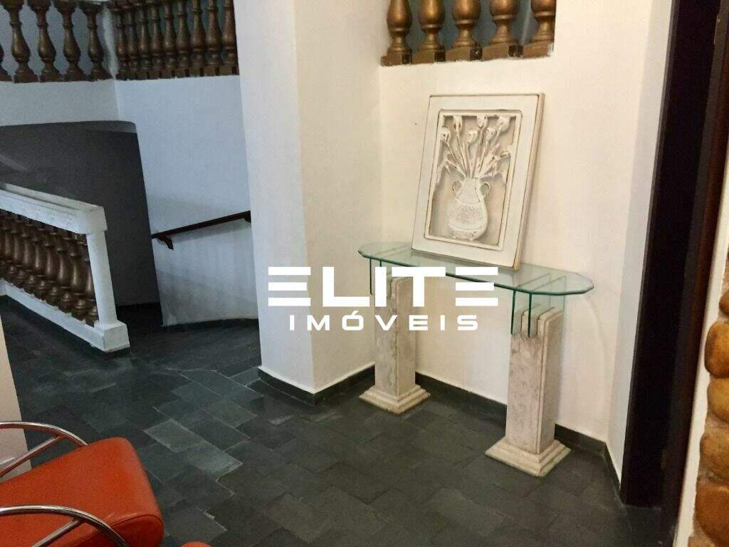 Prédio à venda no Centro: 