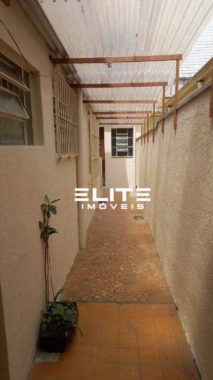 Casa à venda no Centro: 