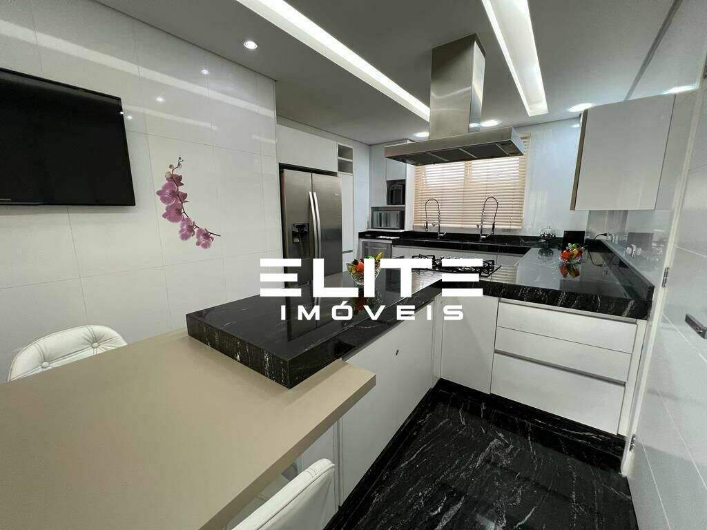 Apartamento à venda no Bairro Jardim: 