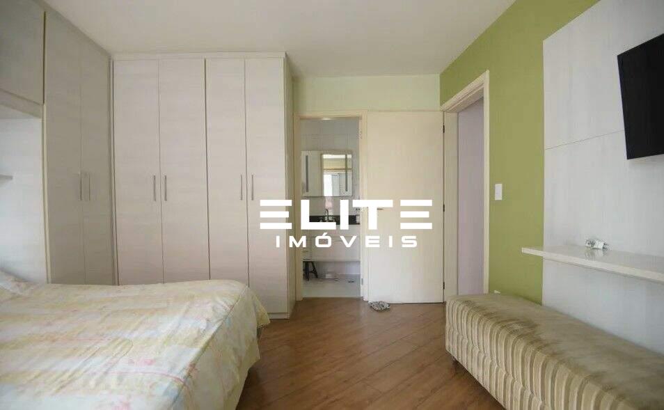 Sobrado à venda no Centro: 