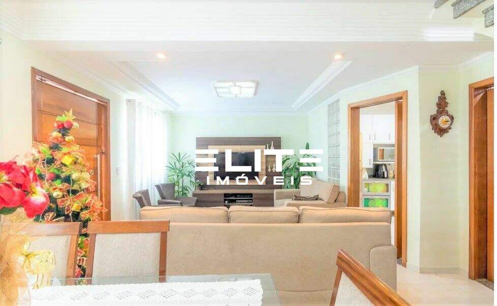 Sobrado à venda no Vila Curuçá: 