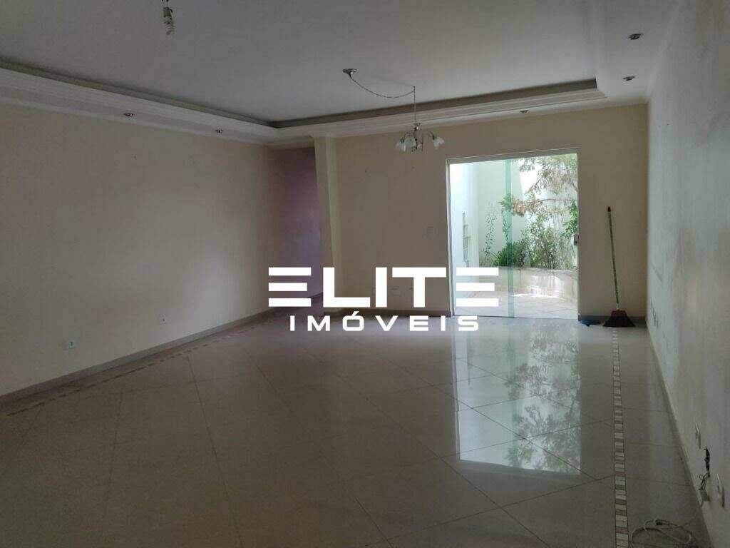 Sobrado à venda no Vila Santa Teresa: 